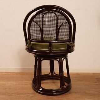 【新品 】楽々ラタン 360度回転 座椅子 　アウトレットの画像