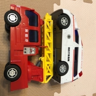 トイコー　消防車&救急車の画像