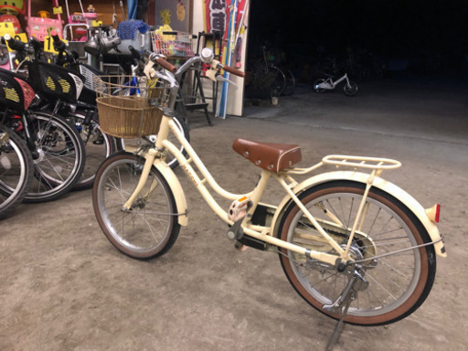 幼児車　ブリジストン　HACCHI  18インチ　8,800円（税込）