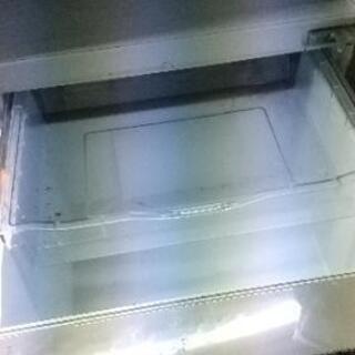 N 12-028 日立ノンフロン冷凍冷蔵庫R-27FV シルバーの画像