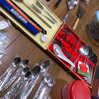 【引渡し済】キッチン用品カトラリータッパーまとめ売りの画像