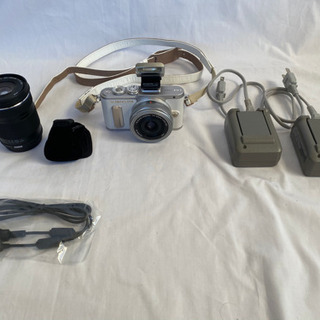 オリンパス PEN E-PL8 レンズ+望遠レンズセット