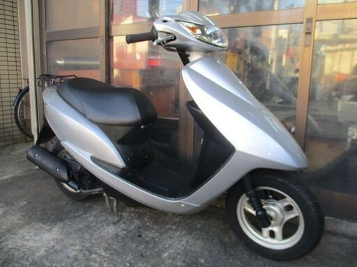 ホンダ　DIO　4サイクル　エンジン機関良好　点検整備済み車両です　バッテリー、ミラー新品　銀！