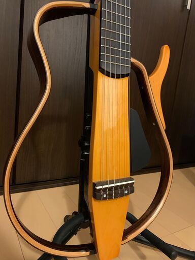 YAMAHAサイレントギターSLG130NW（クラシックギタータイプ）