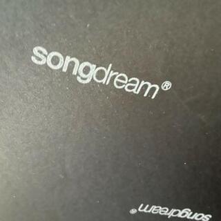 SongDreamnord(ノルド)3人掛けソファ

の画像