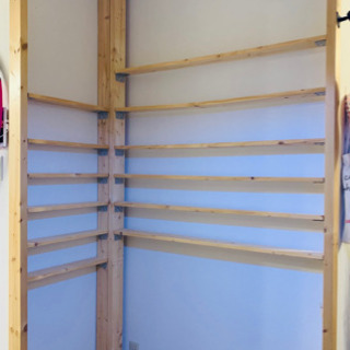 【無料】2×4 ウォリスト付き棚　2つ