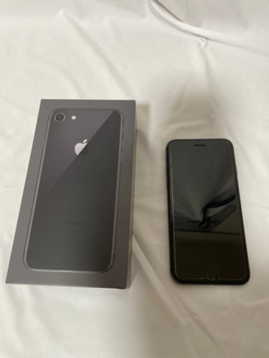 iPhone8 256GB 箱付　付属品なし　画面フィルム付き