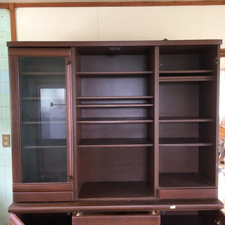 食器棚譲ります