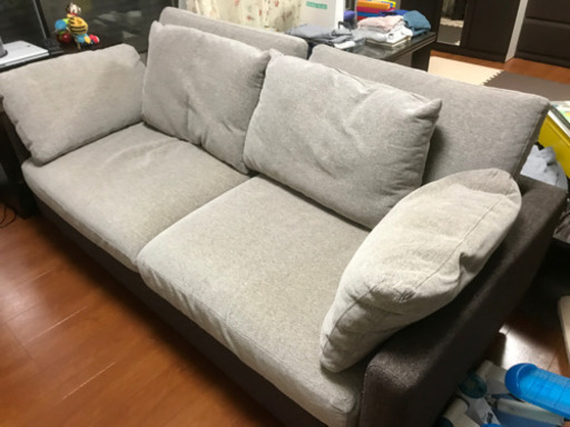 【古いけど良品】3人掛けソファ