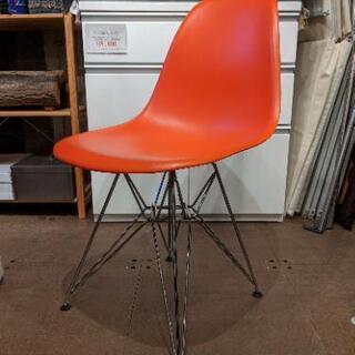 【売約済み】　Herman Miller　ハーマンミラー　Eames Molded Plastic Chair  Eames Shell Chair Side Chair　イームズシェルチェア サイドチェア エッフェルベースベース　ワイヤーベース　オレンジ　赤　ドイツ　Germany　vitra ヴィトラ　美品