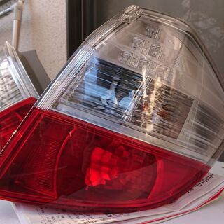 フィットRS　純正テールランプ（右）LED
