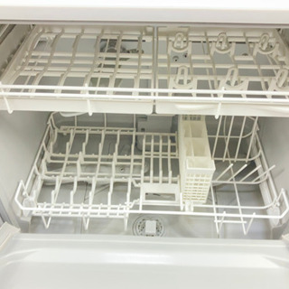 【美品】2017年製 パナソニック 食器洗い乾燥機 ホワイト NP-TAE5-Wの画像
