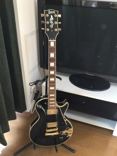 レスポールカスタム　黒　BURNY　弦新品交換済み＋ROLANDスピーカー2セット