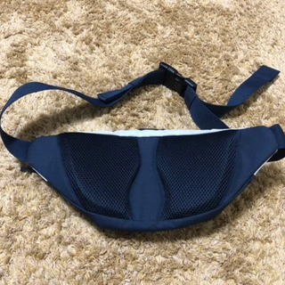 【完売】ヘリーハンセン　ボディバッグ ウエストポーチ ショルダーバッグの画像