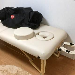 マッサージベッド☆折り畳み、プロ仕様、おまけ付の画像