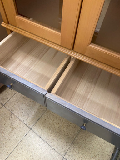 府中家具　キャビネット　タンス　食器棚　収納　重厚　モダン