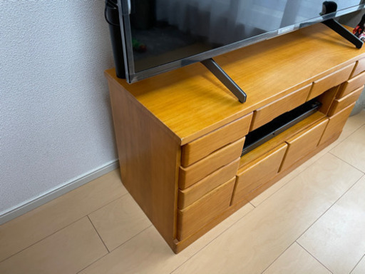 テレビ台