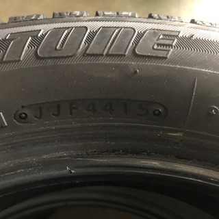 中古スタッドレスタイヤ　BS REVO GZ 2015年製 4本