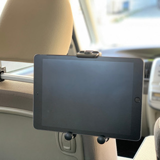 車載用タブレットホルダー