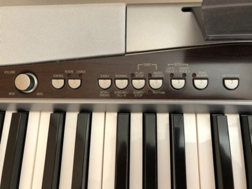 電子ピアノ　CASIO Privia PX-500L