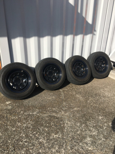 ハイエース16インチ4本