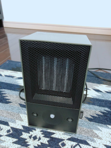 ストーブ　ヒーター　暖房機　電気ストーブ