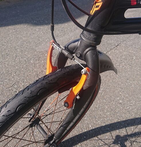 中古・折り畳み自転車　20インチ　ドッペルギャンガー202