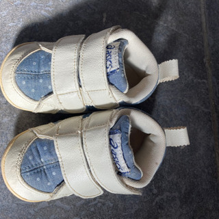 値下！！asics ファーストシューズ