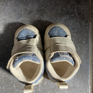 値下！！asics ファーストシューズの画像