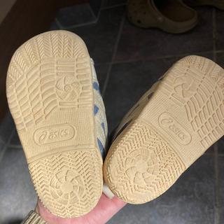 値下！！asics ファーストシューズの画像