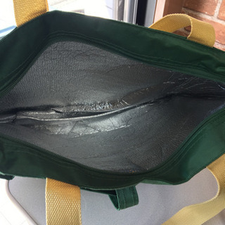 保冷バッグ&簡易イスの画像