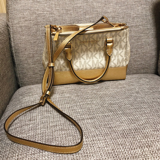 マイケルコース　バッグの画像