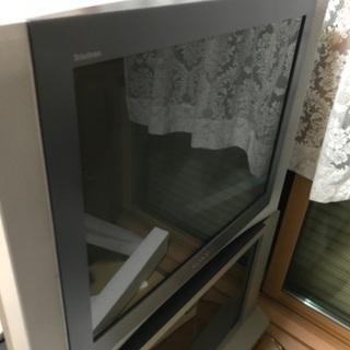 大型ブラウン管テレビ