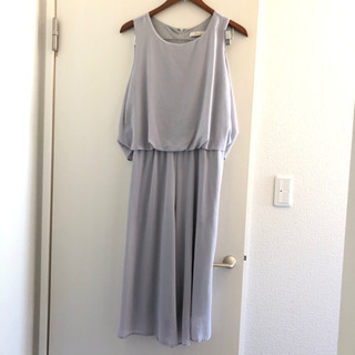 グレーワンピースドレス