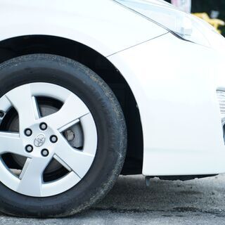 【完売御礼】H.22(2010)年 トヨタ プリウス 1.8 S スーパーホワイトII 走行82,288kmの画像