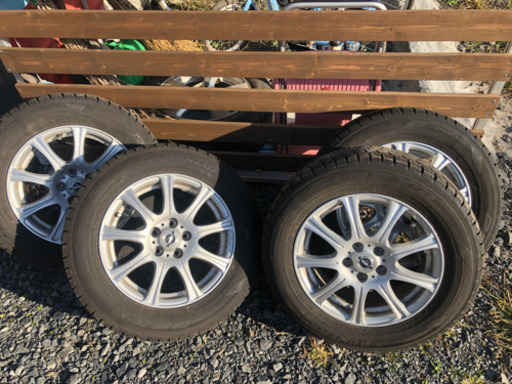 プリウス　スタッドレス　4本セット　195 65 15  PCD100×5