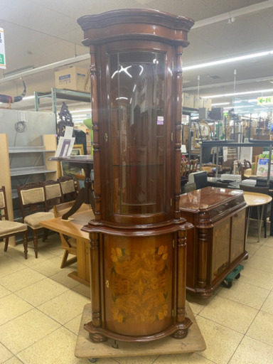 豪華絢爛　コーナーキャビネット　イタリア　象嵌　格子　ガラス　カギ付き