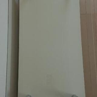 ガラス天板ローテーブル(※本日中のご連絡までで本掲載は締め切らせていただきます。)の画像