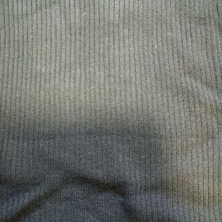 ただ今取引中　フリルハイネックニット　Ｌサイズの画像