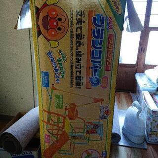 アンパンマン ジャングルジム ブランコパークDXの画像
