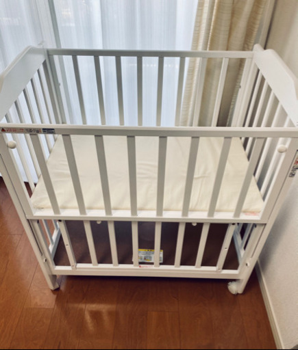 ほぼ新品です。 カトージ ミニベビーベッドハイタイプ【カトージ(KATOJI)】