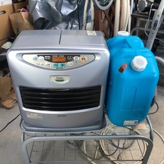 中古 石油ファンヒーター 電動ポンプ付き☆ 石油ファンヒーターの中古が安い！激安で譲ります・無料で