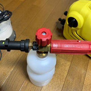 写真の高圧洗浄機とスノーフォームランスをお売りします。