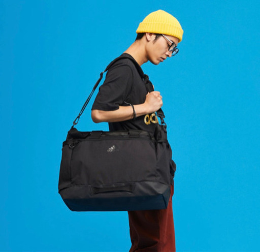 adidasトートバッグ(メンズ・レディース)