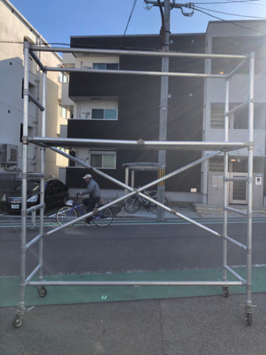 ローリングタワー
