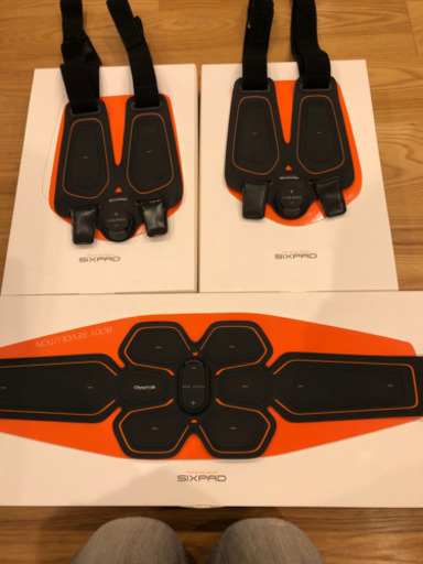 SIXPAD 正規品　アブズベルト　（S/M/Lサイズ）+レッグベルト×2セット　値下げしました