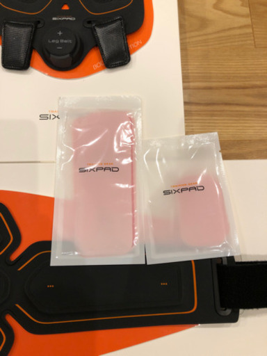 SIXPAD 正規品　アブズベルト　（S/M/Lサイズ）+レッグベルト×2セット　値下げしました