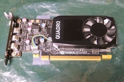 ☆8,000円売り！ELSA　QUADRO　グラフィックボード２ＧＢ　Ｐ４００　新品未使用！（現状渡し）☆