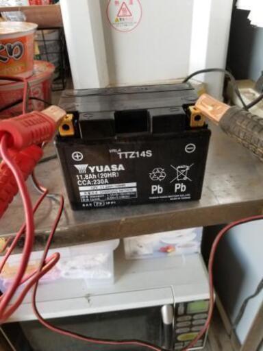 バイク用バッテリー　新品未使用