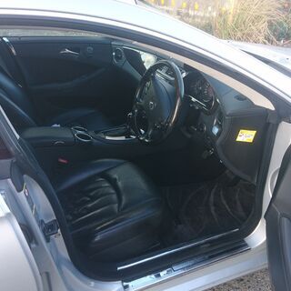 検査長いです4年8月までメルセデスベンツベンツＣＬＳ500ブラックレザー　サンルーフ　右ハンドル　車両交換可の画像